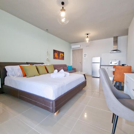 Epipleon Luxury Suites -105- Δωμάτιο 35Τμ Με Βεράντα 35Τμ Μπροστά Στη Θάλασσα Nafpaktos Eksteriør billede