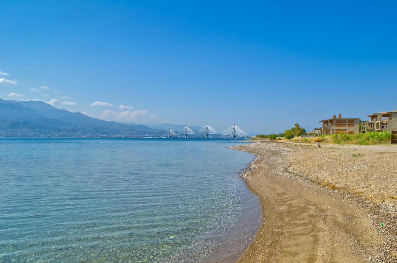 Epipleon Luxury Suites -105- Δωμάτιο 35Τμ Με Βεράντα 35Τμ Μπροστά Στη Θάλασσα Nafpaktos Eksteriør billede